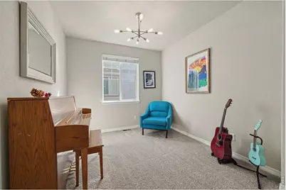 2121 Addie Rose Ln, Longmont, CO 80501 - Photo 3