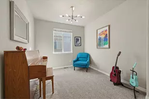 2121 Addie Rose Ln, Longmont, CO 80501 - Photo 3