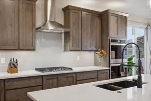 1827 Castle Hill Dr, Windsor, CO 80550 - Photo 13