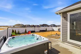 1827 Castle Hill Dr, Windsor, CO 80550 - Photo 31