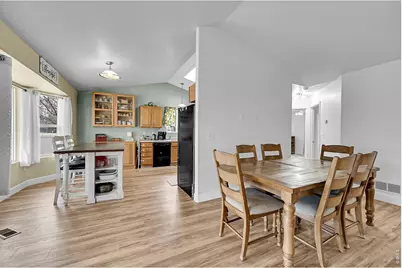 412 S Elm Ave, Eaton, CO 80615 - Photo 9