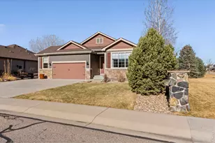 2020 Vineyard Ct, Windsor, CO 80550 - Photo 3