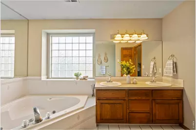 2718 Park Ct, Loveland, CO 80538 - Photo 23