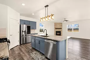 1413 Westport Ave, Berthoud, CO 80513 - Photo 11