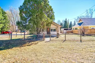 386 Franklin St, Niwot, CO 80544 - Photo 1