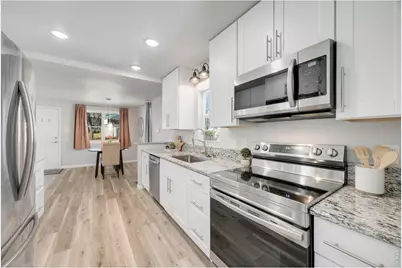 1236 E 5th St, Loveland, CO 80537 - Photo 11