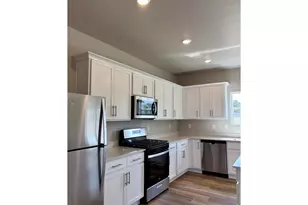 321 Dorothy Dr, Berthoud, CO 80513 - Photo 3