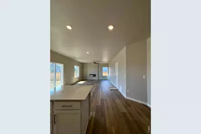 321 Dorothy Dr, Berthoud, CO 80513 - Photo 5