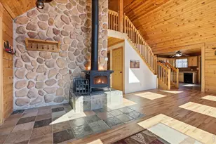 750 Cougar Dr, Boulder, CO 80302 - Photo 3