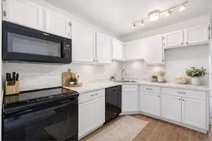 195 S Sable Blvd, Aurora, CO 80012 - Photo 7