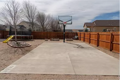 539 S 9th St, Berthoud, CO 80513 - Photo 25