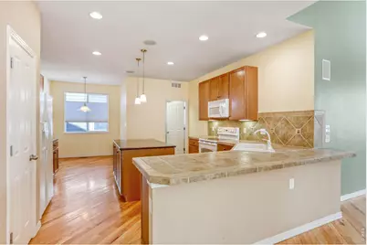 527 Deerwood Dr, Longmont, CO 80504 - Photo 13