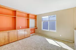 527 Deerwood Dr, Longmont, CO 80504 - Photo 17