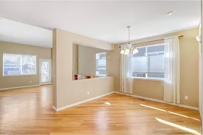 527 Deerwood Dr, Longmont, CO 80504 - Photo 9