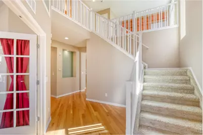 527 Deerwood Dr, Longmont, CO 80504 - Photo 9