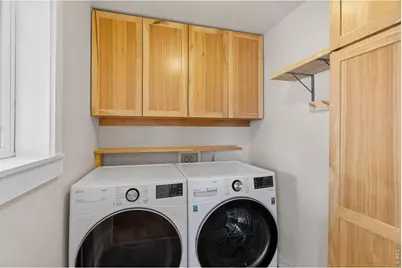 240 Main St, Lyons, CO 80540 - Photo 25