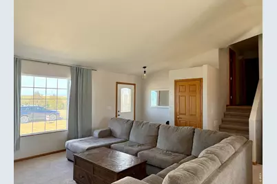 725 S Walsh Ave, Holyoke, CO 80734 - Photo 5