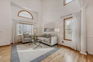 2062 Ridgeview Dr, Longmont, CO 80504 - Photo 11