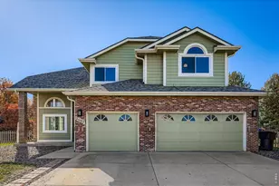 2062 Ridgeview Dr, Longmont, CO 80504 - Photo 3
