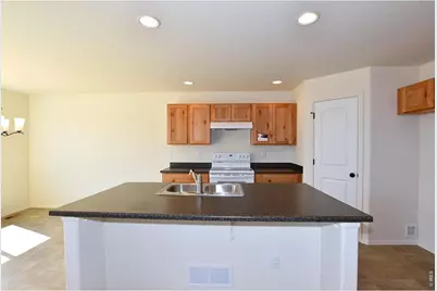 2405 Jasmine Ln, Johnstown, CO 80534 - Photo 15