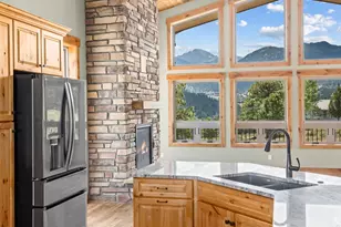 659 Peak View Dr, Estes Park, CO 80517 - Photo 11