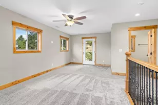 659 Peak View Dr, Estes Park, CO 80517 - Photo 33