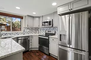 2685 S Dayton Way, Denver, CO 80231 - Photo 9