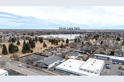 321 Crescent Dr, Loveland, CO 80538 - Photo 3