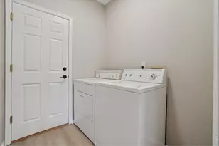 631 Rider Ridge Rd, Longmont, CO 80504 - Photo 31