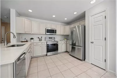 433 Huntington Hills Dr, Fort Collins, CO 80525 - Photo 13