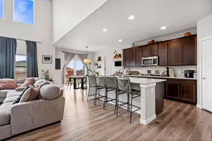 1881 Covered Bridge Pkwy, Windsor, CO 80550 - Photo 9