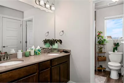 1881 Covered Bridge Pkwy, Windsor, CO 80550 - Photo 23