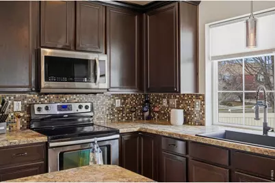 3754 Blackwood Ln, Johnstown, CO 80534 - Photo 11