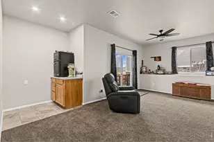 912 Barn Yard Dr, Windsor, CO 80550 - Photo 19