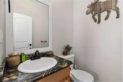 912 Barn Yard Dr, Windsor, CO 80550 - Photo 9