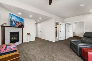 912 Barn Yard Dr, Windsor, CO 80550 - Photo 17