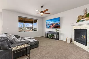 912 Barn Yard Dr, Windsor, CO 80550 - Photo 7