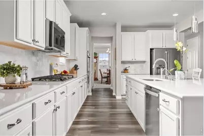 16272 Spanish Peak Way, Broomfield, CO 80023 - Photo 9