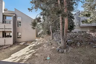 23558 Pondview Pl, Golden, CO 80401 - Photo 31