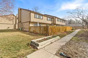 985 W 10th St, Loveland, CO 80537 - Photo 31