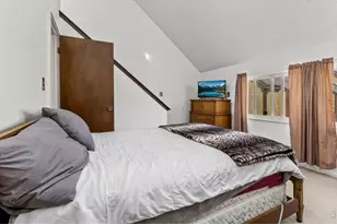 985 W 10th St, Loveland, CO 80537 - Photo 19