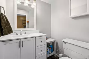 985 W 10th St, Loveland, CO 80537 - Photo 15