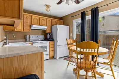 985 W 10th St #C3, Loveland, CO 80537 - Photo 11