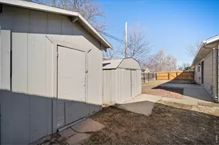 1217 Hunter Ct, Longmont, CO 80501 - Photo 27