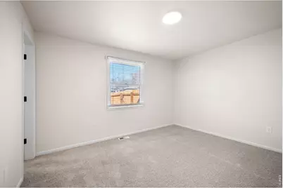 1217 Hunter Ct, Longmont, CO 80501 - Photo 23