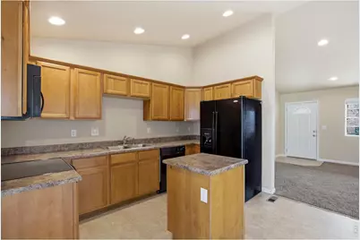 2255 Sopris Cir, Loveland, CO 80537 - Photo 13