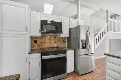 2913 Silverwood Dr, Fort Collins, CO 80525 - Photo 5