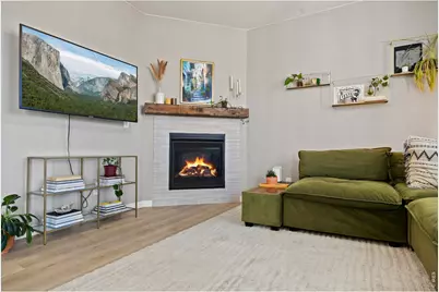 1962 Covered Bridge Pkwy, Windsor, CO 80550 - Photo 5