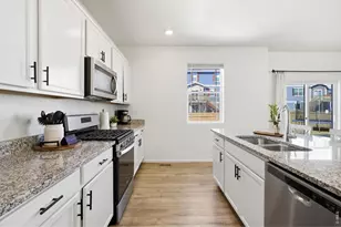 6807 Gtwy Xing St, Wellington, CO 80549 - Photo 15