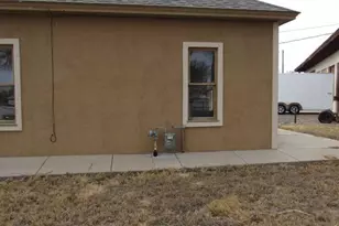 406 Hamilton St, Sterling, CO 80751 - Photo 5